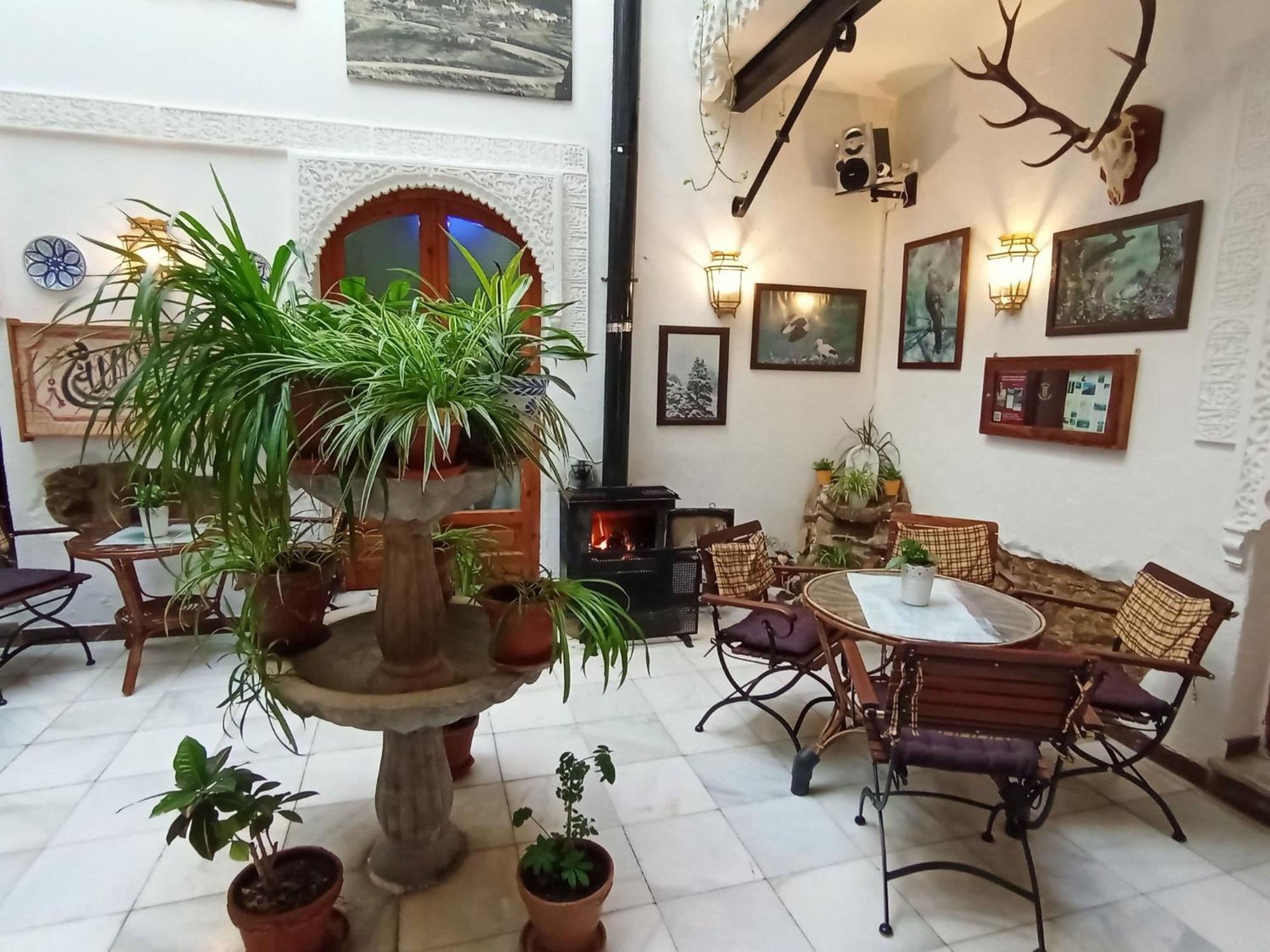 Hostal Rural Marques De Zahara Саара-де-ла-Сьерра Экстерьер фото